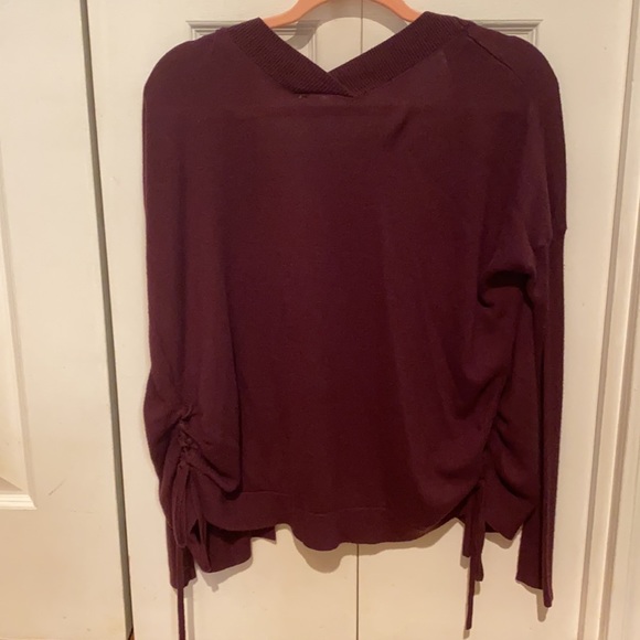 Garage cardigan with lace up sides - Picture 2 of 2